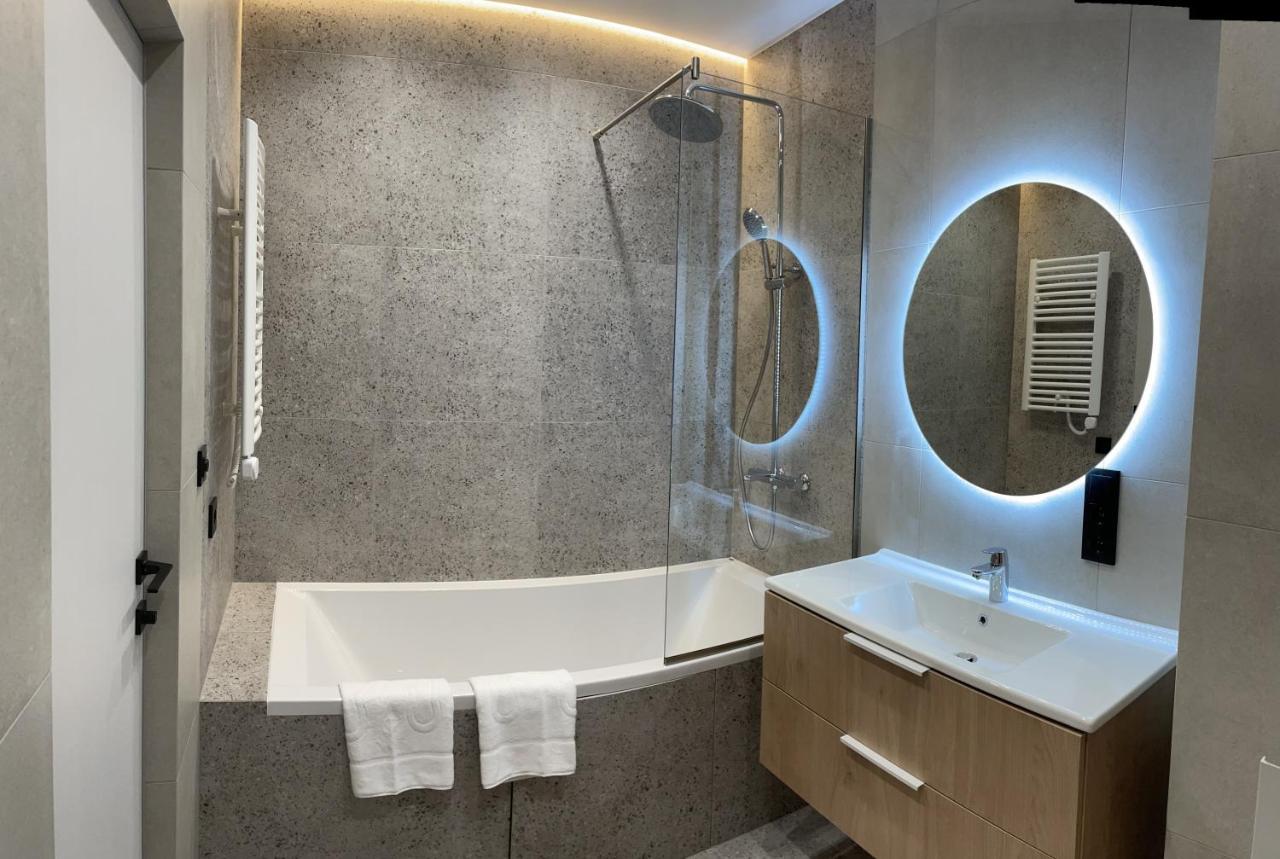 Cities Gallery Apartments ลวีฟ ภายนอก รูปภาพ